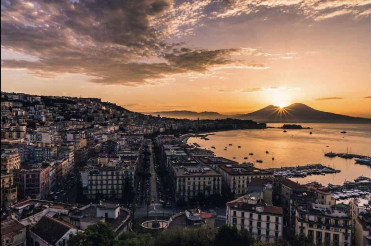 Sweet Storia Di Napoli