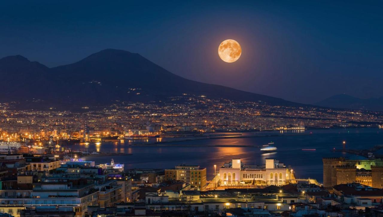 Sweet Storia Di * Napoli